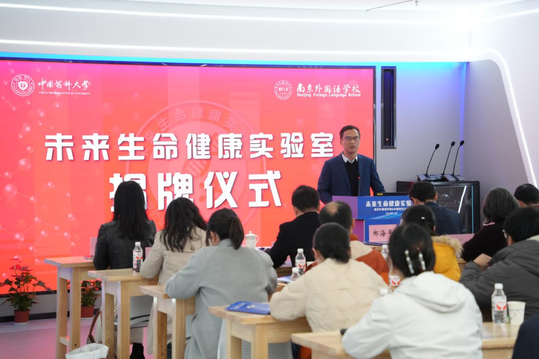 1764731433917910.png 1764731433917910.png